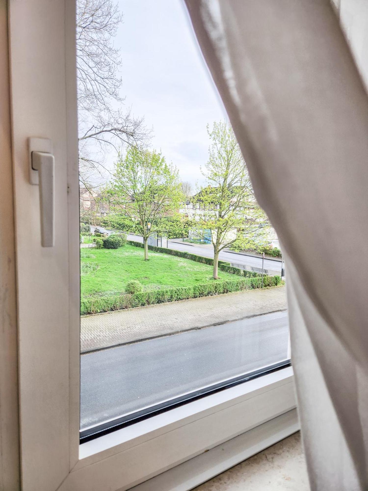 Geli Homes L1 - 2X Zimmer, 2X Kingsize Bett, 1 Bis 4 Personen, Parkplatz, Tv, Wifi, Top Kueche, Kaffee, Tee Lünen Exteriér fotografie